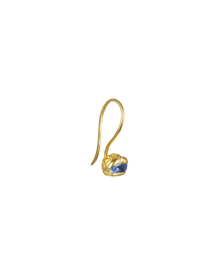 Delphis gems sleeper earring vermeil
